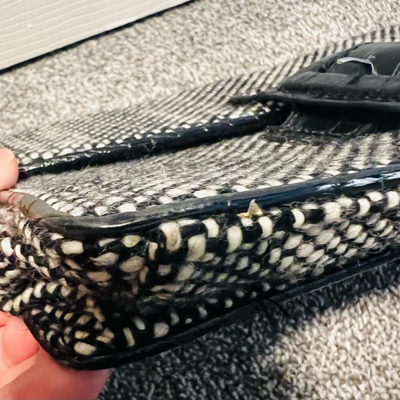 The Limited black and white herringbone shoulder bag with chain strap - Picture 8 of 9